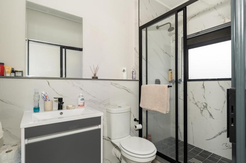 2 Bedroom Property for Sale in The Huntsman Western Cape
